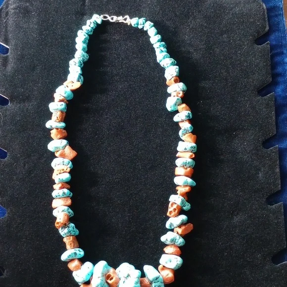 Vintage Turquoise Nugget & Coral Necklace 17.5" Long - Picture 12 of 15
